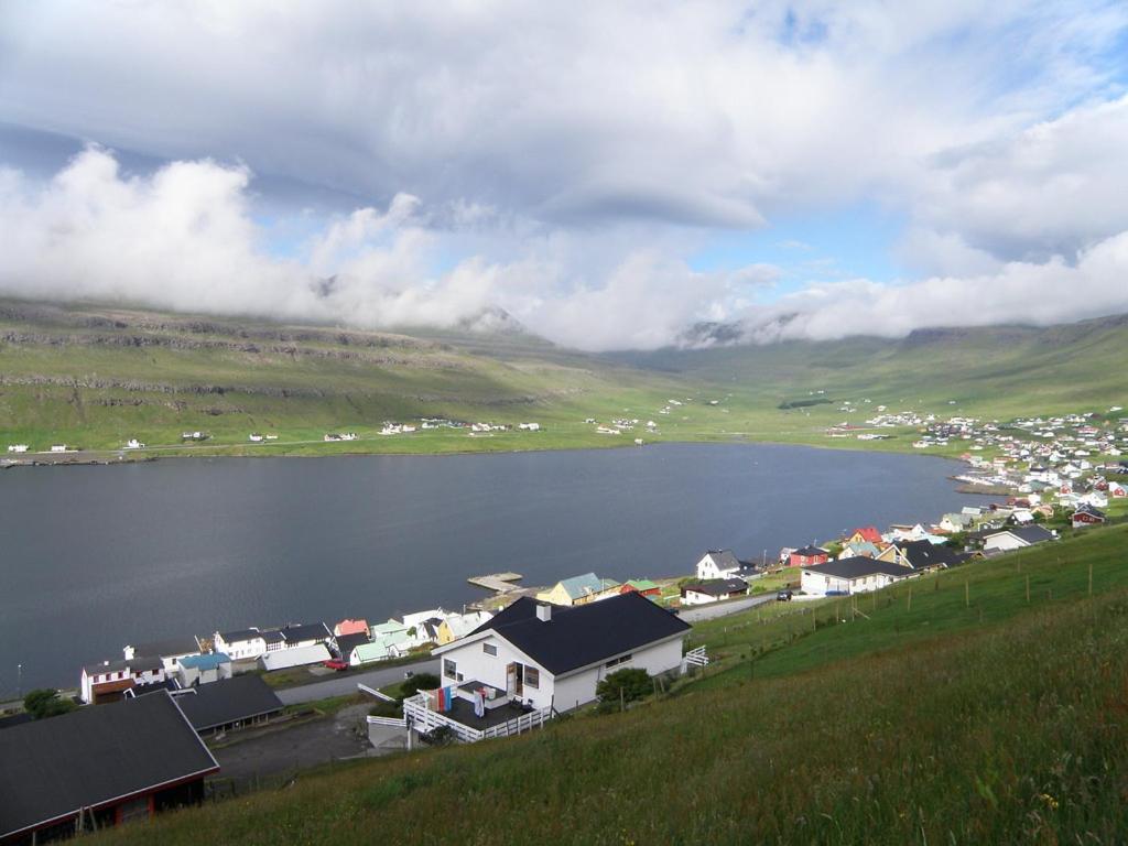 Det Lille Gule Hus Villa Trongisvagur Luaran gambar