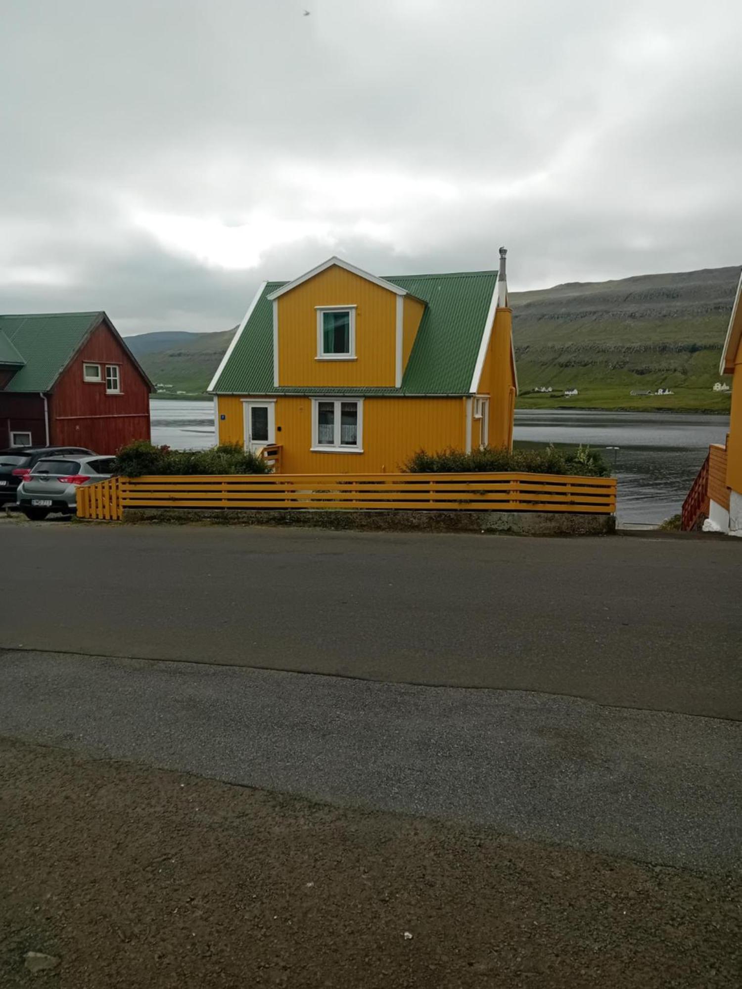 Det Lille Gule Hus Villa Trongisvagur Luaran gambar