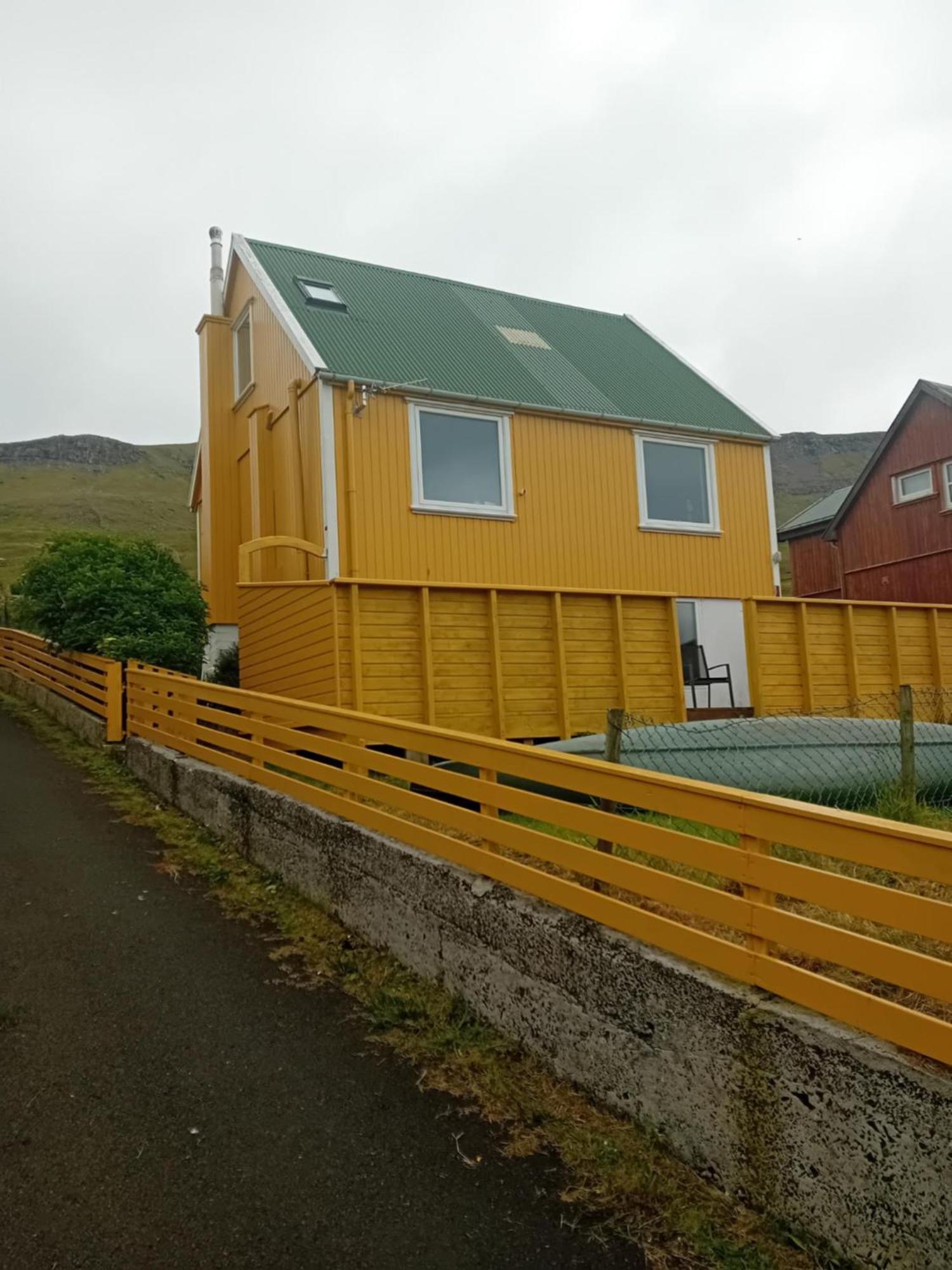 Det Lille Gule Hus Villa Trongisvagur Luaran gambar
